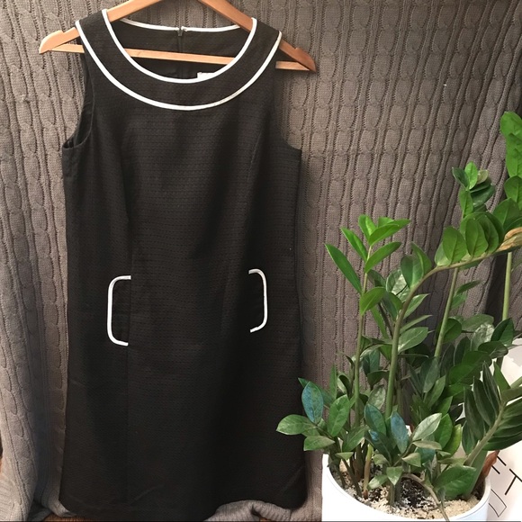LOFT Dresses & Skirts - Anne Taylor Loft Black and White Shift Dress